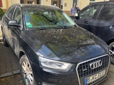 Second-hand Audi Q3 Sport 177 CP (130 kW) 2012 Negru SUV