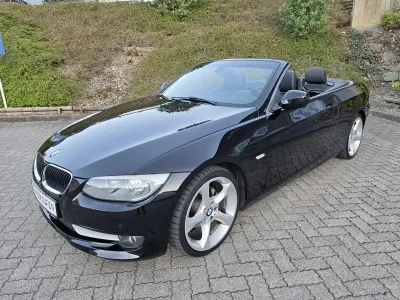 Gebraucht BMW 320 Cabriolet Comfort Edition 170 PS (125 kW) 2010 Schwarz Cabrio