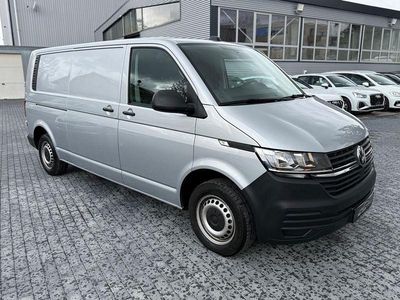 Second-hand VW Transporter 150 CP (110 kW) 2023 Argintiu Van