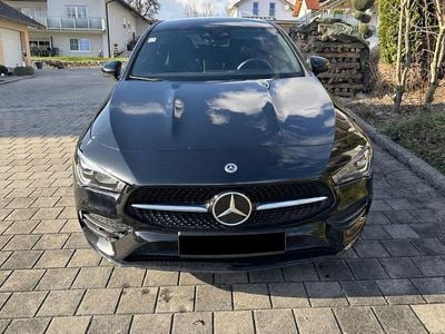 Gebraucht Mercedes CLA250e Shooting Brake 218 PS (160 kW) 2021 Schwarz Kombi