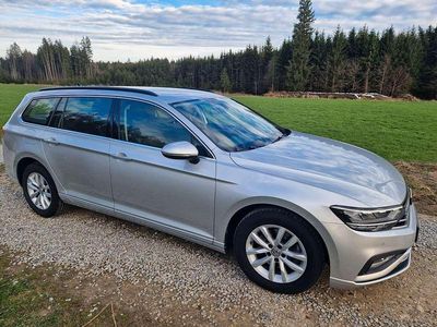 Gebraucht VW Passat Business 150 PS (110 kW) 2020 Silber Kombi