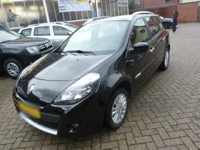 Gebraucht Renault Clio GrandTour Dynamique 101 PS (74 kW) 2010 Schwarz Kombi