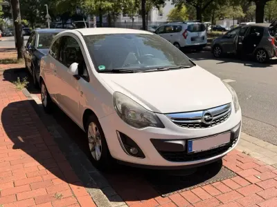 Gebraucht Opel Corsa Energy 69 PS (50 kW) 2014 Weiß Kleinwagen