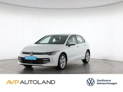 Gebraucht VW Golf VIII Life 150 PS (110 kW) 2024 Pure white Limousine
