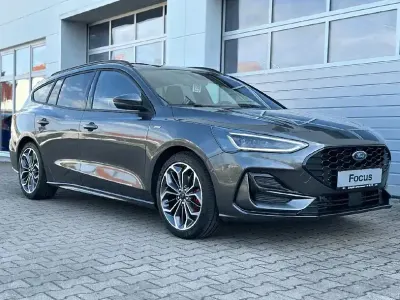 Neu Ford Focus ST-Line X 155 PS (114 kW) 2026 Grau Limousine