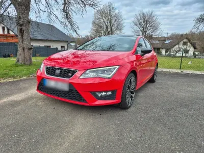Gebraucht Seat Leon FR 179 PS (131 kW) 2013 Rot Limousine