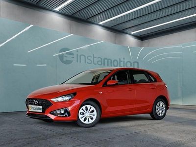 Gebraucht Hyundai i30 120 PS (88 kW) 2024 Rot Limousine