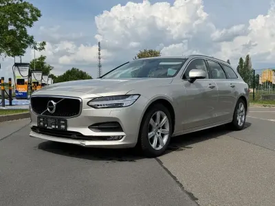 Gebraucht Volvo V90 Momentum 190 PS (139 kW) 2018 Beige Kombi