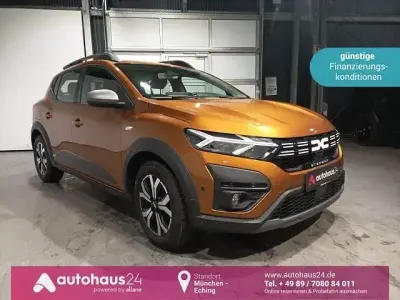Gebraucht Dacia Sandero Expression 110 PS (80 kW) 2023 Orange Limousine