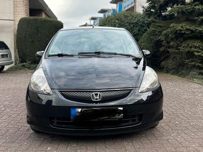 Second-hand Honda Jazz 78 CP (57 kW) 2007 Negru Hatchback