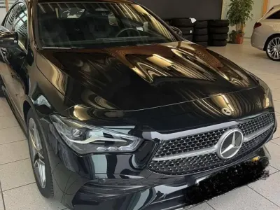 Gebraucht Mercedes CLA200 AMG Line Premium 163 PS (119 kW) 2023 Schwarz Coupé