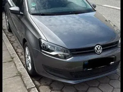 Gebraucht VW Polo Comfortline 70 PS (51 kW) 2011 Grau Kleinwagen