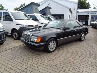 Gebraucht Mercedes E300 Sportline 179 PS (131 kW) 1992 Schwarz Coupé
