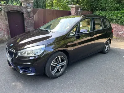 Gebraucht BMW 218 M Sport 150 PS (110 kW) 2016 Violett Kombi