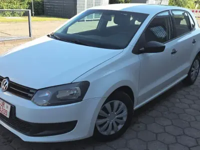 Gebraucht VW Polo 75 PS (55 kW) 2012 Weiß Kleinwagen