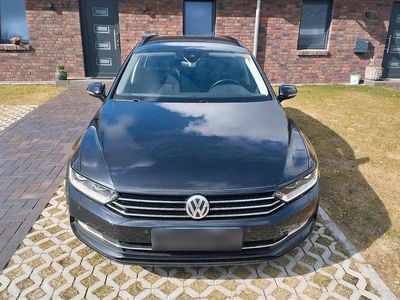 Gebraucht VW Passat 150 PS (110 kW) 2015 Schwarz Kombi