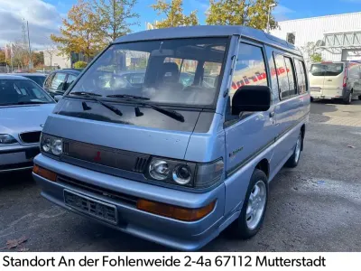 Gebraucht Mitsubishi L300 111 PS (81 kW) 1991 Blau Van / Kleinbus