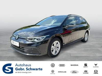 Gebraucht VW Golf VIII Life 150 PS (110 kW) 2023 Schwarz Kombi