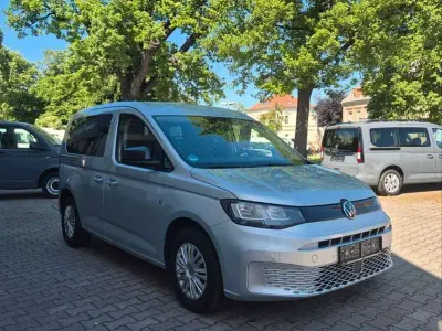 Gebraucht VW Caddy 102 PS (75 kW) 2022 Silber Van / Kleinbus