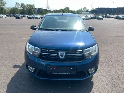 Gebraucht Dacia Sandero 90 PS (66 kW) 2015 Blau SUV