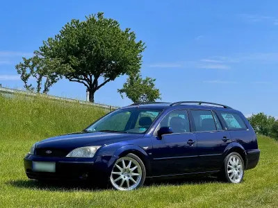 Gebraucht Ford Mondeo Ghia 170 PS (125 kW) 2001 Blau Kombi