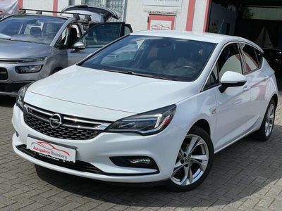 gebraucht Opel Astra Lim. 5-trg. Dynamic * TOP AUSSTATTUNG *