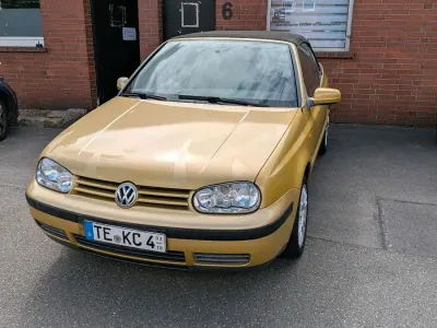 Gebraucht VW Golf Cabriolet 75 PS (55 kW) 1998 Gold Cabrio