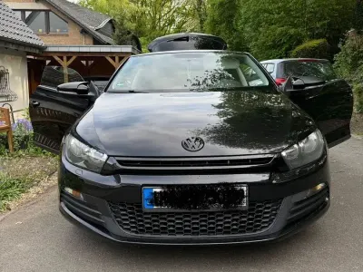 Gebraucht VW Scirocco 122 PS (89 kW) 2011 Schwarz Coupé