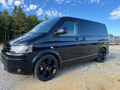Gebraucht VW Multivan 179 PS (131 kW) 2012 Schwarz Van / Kleinbus