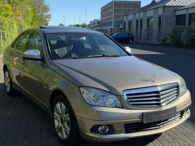 Używany Mercedes C280