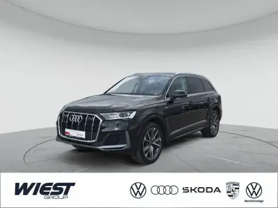 Używany Audi Q7 S-Line 381 KM (280 kW) 2022 Czarny SUV