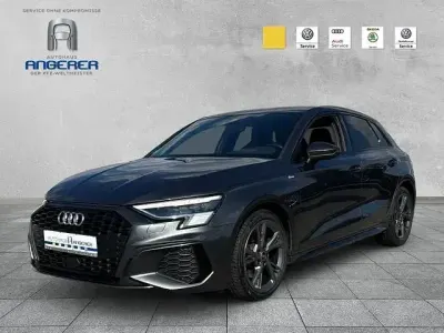 Używany Audi A3 S-Line 150 KM (110 kW) 2021 Szary Sedan/Limuzyna