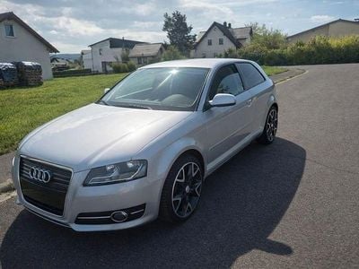 Second-hand Audi A3 Attraction 105 CP (77 kW) 2012 Argintiu Hatchback