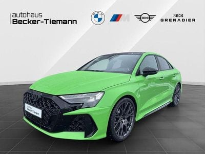 Grün Gebraucht 2025 Audi RS3 Sport Limousine | 61.401 € (Superpreis)