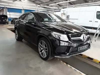 Gebraucht Mercedes GLE400 AMG line 333 PS (244 kW) 2019 Schwarz SUV