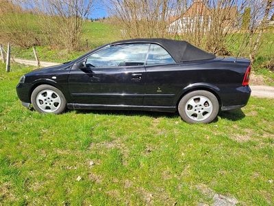 Gebraucht Opel Astra Cabriolet 125 PS (91 kW) 2004 Schwarz Cabrio