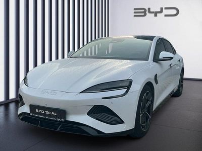 Weiß Neu 2026 BYD Seal Design Limousine | 40.580 € (Fairer Preis)
