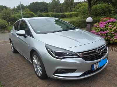 Gebraucht Opel Astra Active 110 PS (80 kW) 2018 Silber Limousine