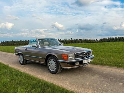 Usata Mercedes 560 231 CV (169 kW) 1987 Marrone Cabrio