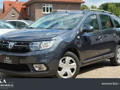 Gebraucht Dacia Logan Comfort 90 PS (66 kW) 2018 Grau Limousine