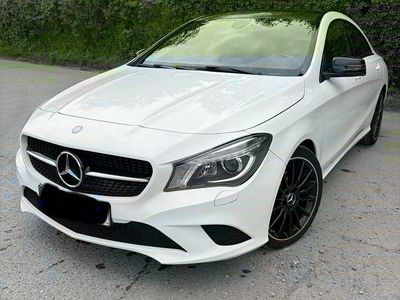 Second-hand Mercedes CLA220 Urban 170 CP (125 kW) 2014 Alb Berlinǎ