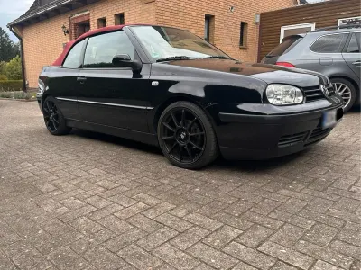 Używany VW Golf 116 KM (85 kW) 2001 Czarny Kabriolet