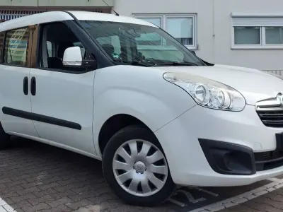 Gebraucht Opel Combo Life Edition 120 PS (88 kW) 2016 Weiß Kombi
