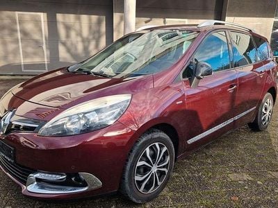 Gebraucht Renault Grand Scénic III Bose Edition 110 PS (80 kW) 2015 Rot Van / Kleinbus