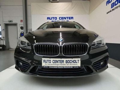 Gebraucht BMW 220 Sport Line 192 PS (141 kW) 2018 Saphirschwarz Van / Kleinbus