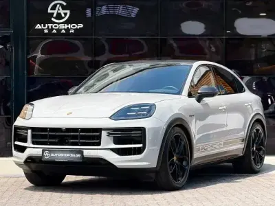 Gebraucht Porsche Cayenne Turbo E-Hybrid 740 PS (544 kW) 2024 Andere SUV