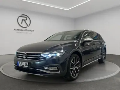 Gebraucht VW Passat Alltrack 280 PS (205 kW) 2021 Braun Kombi