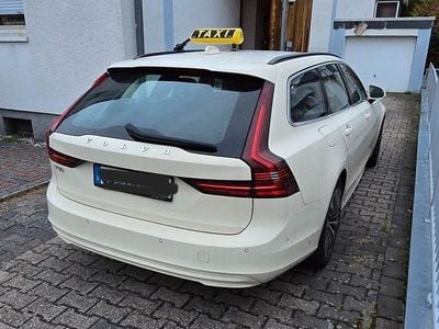 Schwarz Gebraucht 2021 Volvo V90 Momentum Kombi | 29.000 € (Guter Preis)