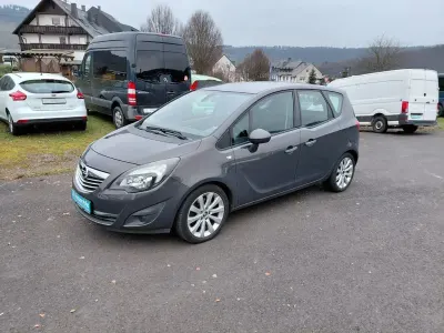 Gebraucht Opel Meriva Innovation 140 PS (102 kW) 2013 Grau Van / Kleinbus