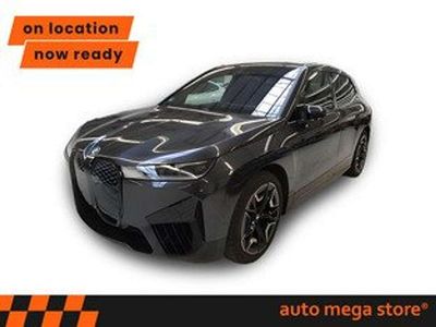Usata BMW iX Sport Line 239 kW (326 CV) 2023 Grigio SUV